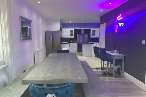 House | Dining
