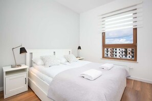 1 bedroom, iron/ironing board, travel cot, WiFi