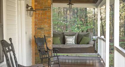 Restored 1800s Farmhouse in Beautiful Hocking Hills