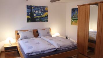 2 chambres, lit parapluie, Wi-Fi, draps fournis