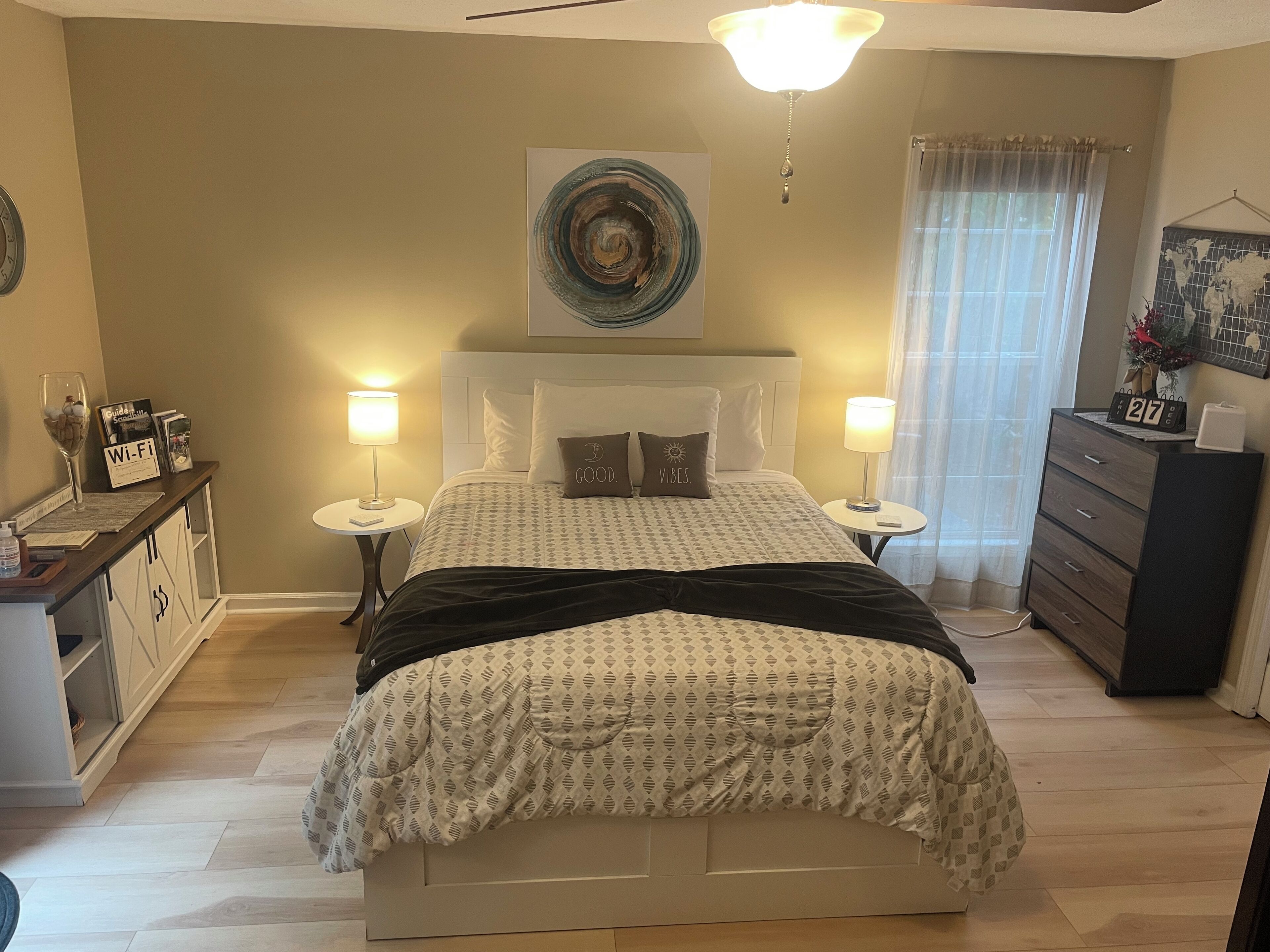 Wi-Fi gratuit, draps fournis