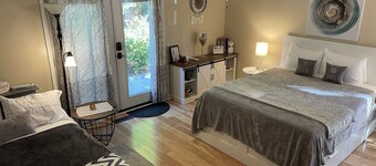 Located in # 6 golf community, close to First Health Moore Regional Hospital.