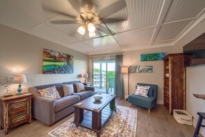 Living room - River Hippie Rrc A302 2 Bedroom Condo by RedAwning (New Braunfels)