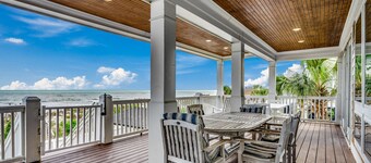 🌊🌞Oceanfront | Private Pool, Hot Tub + Outdoor Kitchen | The Oasis