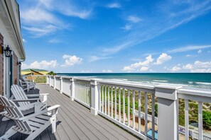 Property grounds - 🌊🌞Oceanfront | Private Pool, Hot Tub + Outdoor Kitchen | The Oasis (Myrtle Beach)
