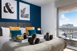3 bedrooms, iron/ironing board, Internet, bed sheets