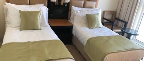 2 室のベッドルーム、アイロン / アイロン台、WiFi、ベッドシーツ