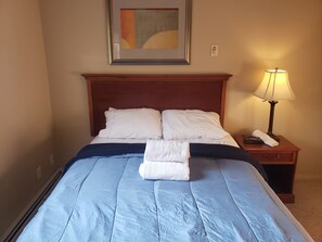 1 多间卧室、熨斗/熨衣板、WiFi、床单