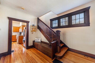 The Rocheport Honey House! Historic & remodeled home!