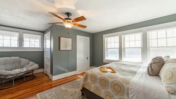 3 chambres, bureau, fer et planche à repasser, Wi-Fi gratuit