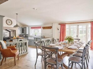 Dining - Woodside Lodge, Luxury Country Lodge for 14 with Pool, Cinema & Private Grounds (East Lulworth)