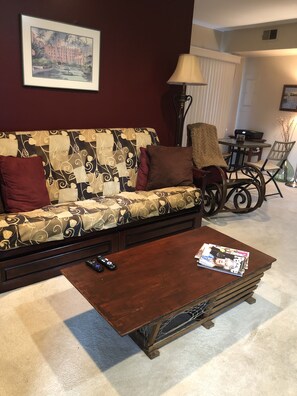 TV, DVD player, printers - Pinewood Lawns Condominium (Alexandria)