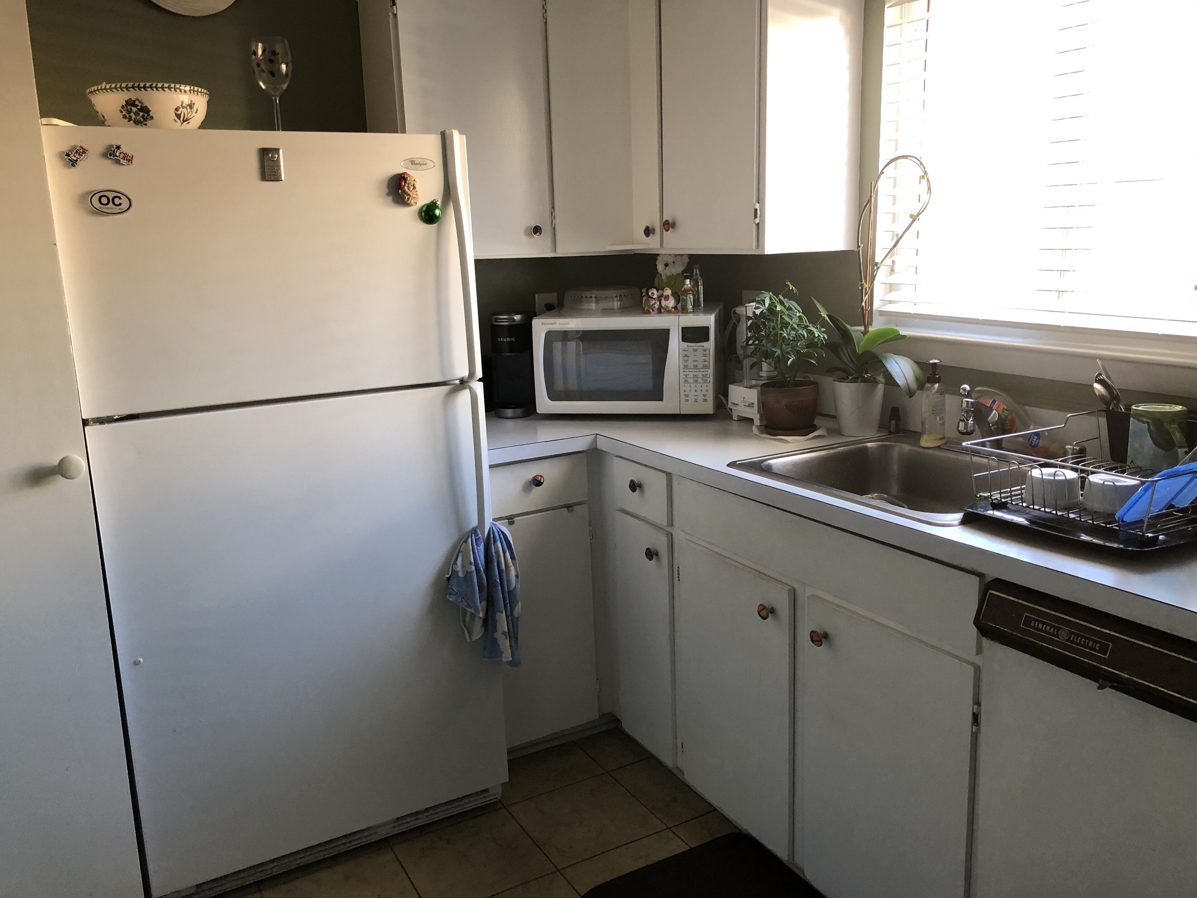 冰箱、微波炉、烤箱、炉灶