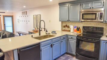 Oven, stovetop, dishwasher, coffee/tea maker