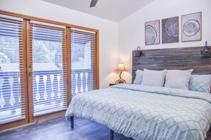 3 bedrooms, free WiFi, bed sheets - Tadala Red River Retreat (Summit View) (Red River)