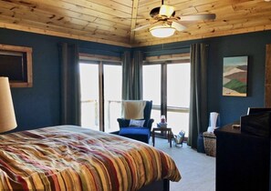 4 chambres, fer et planche à repasser, Wi-Fi, draps fournis