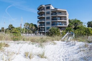 Exterior - Gulf Strand Resort 506 Gulf View Heated Pool (St Pete Beach)