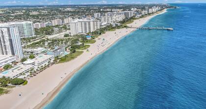 Beautiful Waterfront Condo on Canal with Pool & Walk to Beach! Boat Watch! 1b/1b