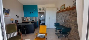 Interior - Gîte de Pauline - Big studio with sea view (Cargese)
