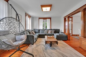 تلفزيون ذكي، كُتُب