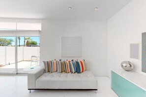 Televisión y reproductor de DVD 