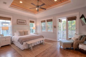 5 chambres, fer et planche à repasser, lit parapluie, Wi-Fi gratuit