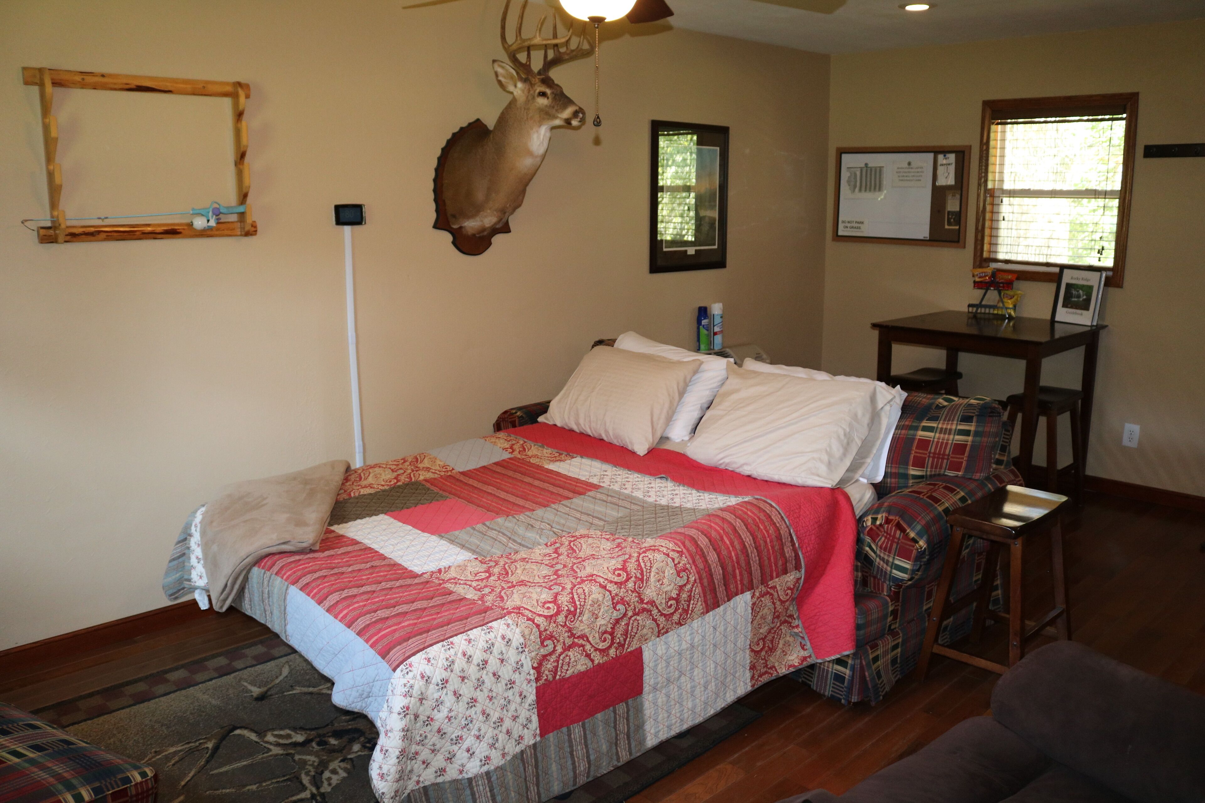 1 bedroom, free WiFi, bed sheets