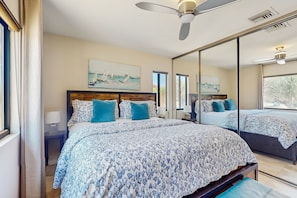 3 bedrooms, iron/ironing board, internet, bed sheets