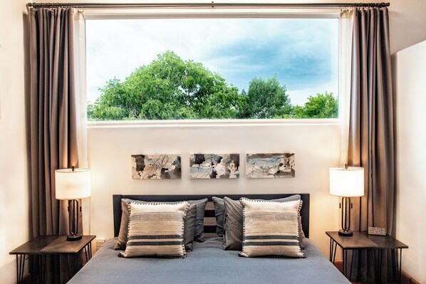 1 habitación, escritorio, tabla de planchar con plancha y wifi gratis 