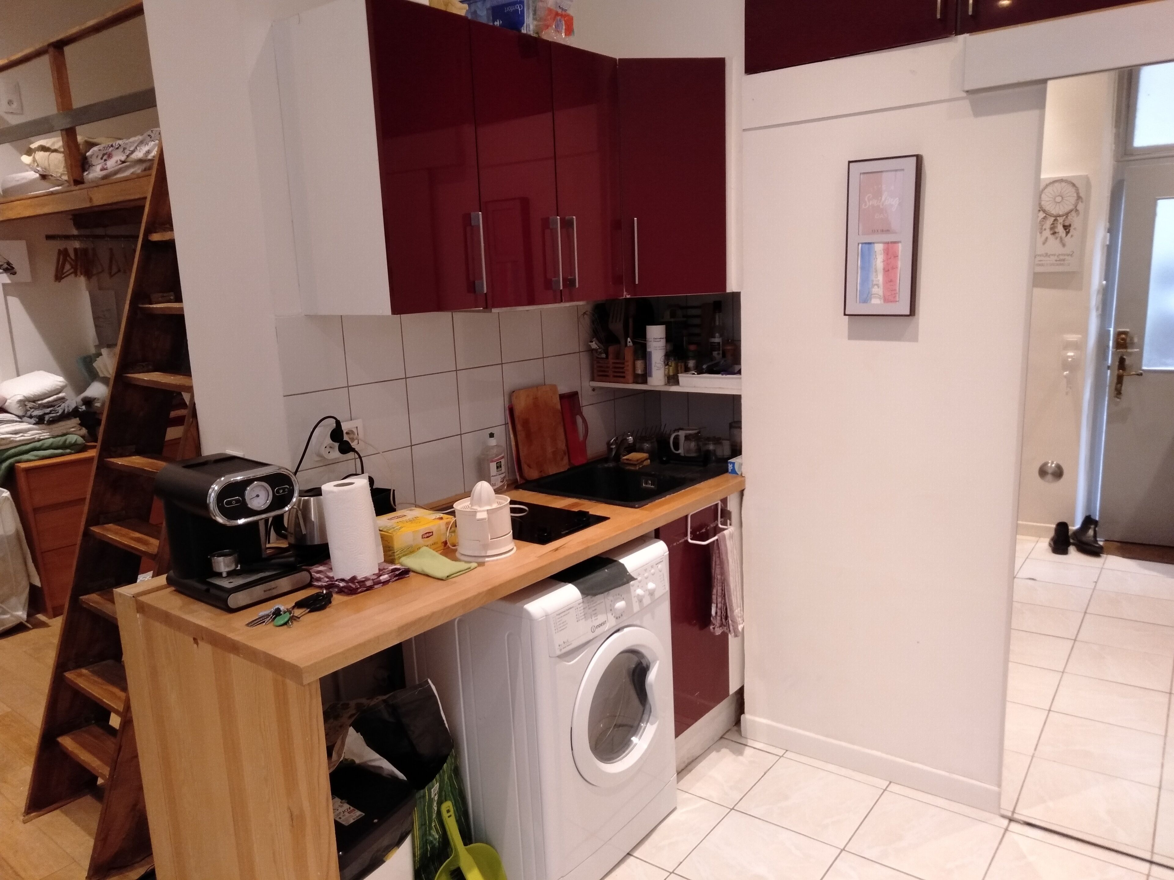 Quiet apartment Montmartre overlooking courtyard