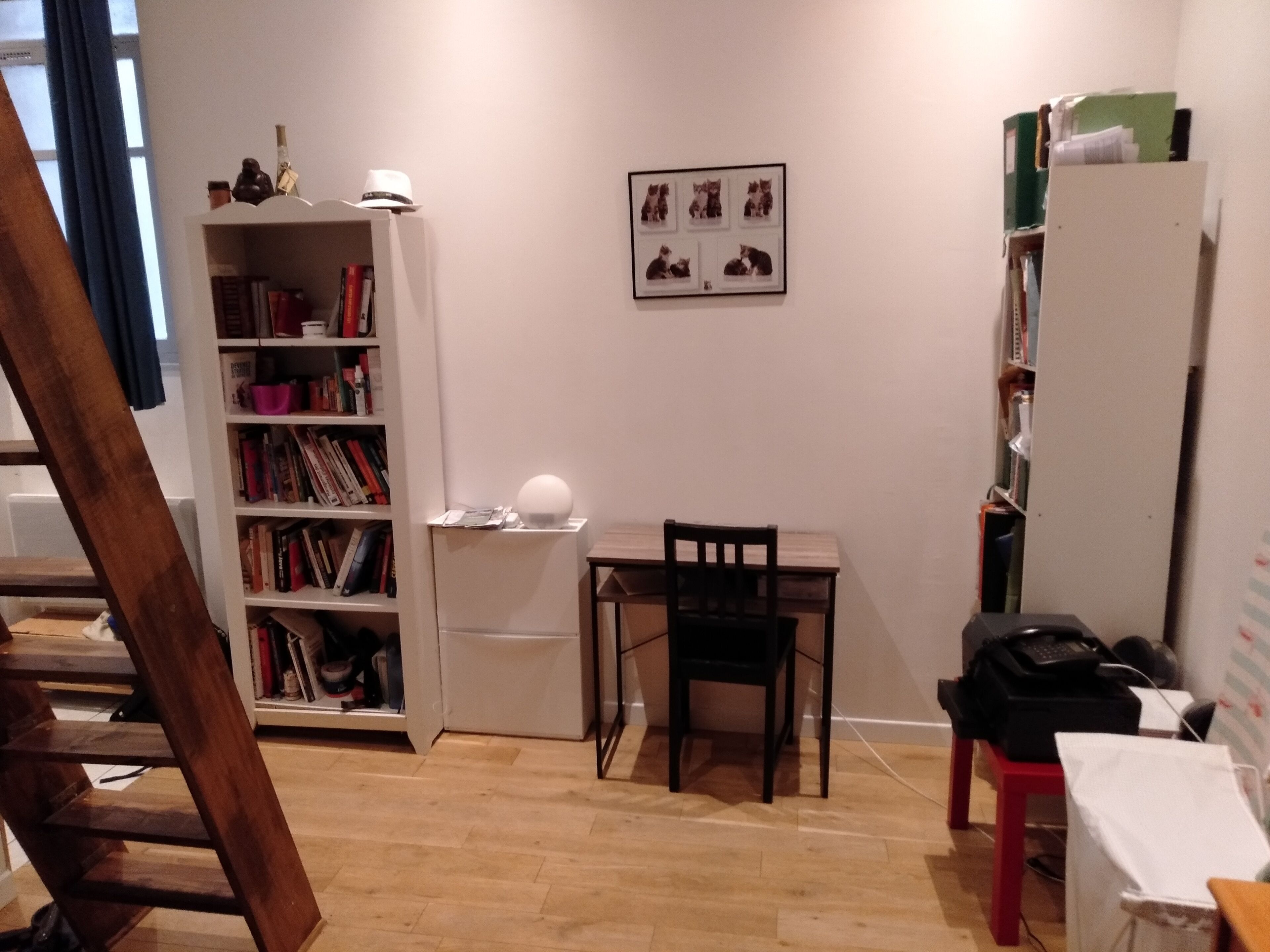 Quiet apartment Montmartre overlooking courtyard