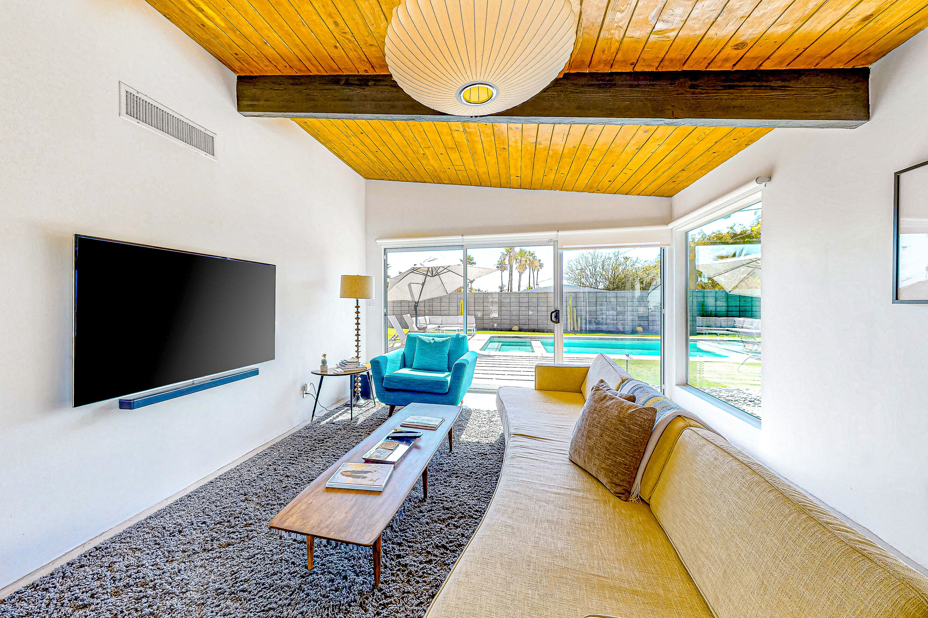 Magnificent House with Large Lawn, Private Spa, & Outdoor, Heated Pool - Dogs OK