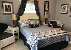 4 bedrooms, desk, iron/ironing board, travel crib - Sodo Landing (Walla Walla)