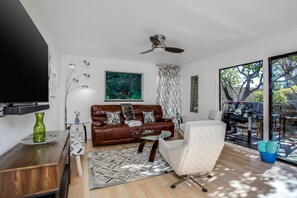 Télévision, lecteur de DVD, imprimantes