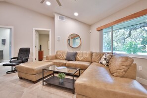 Smart-TV, videospill og bøker