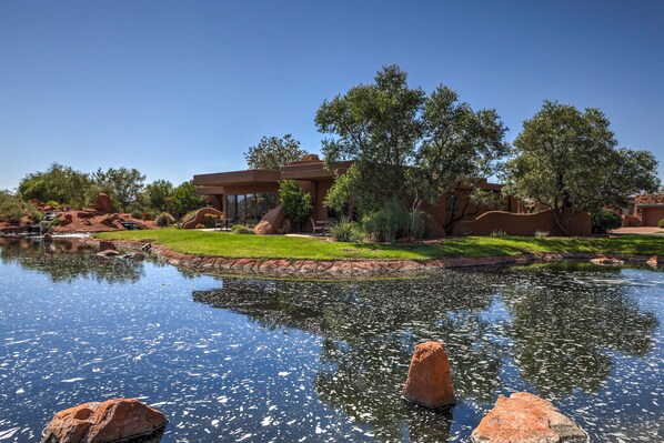 Exterior - Entrada Waterside Studio Villa w/Kitchenette & Private Garage (St. George)