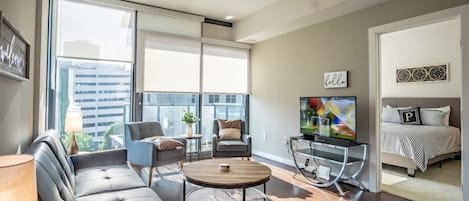 Una televisión, Netflix, servicios de streaming