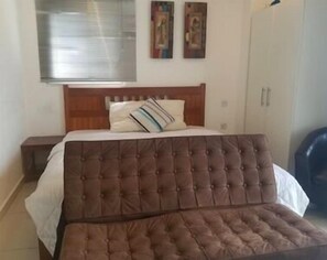 1 bedroom, iron/ironing board, WiFi, bed sheets