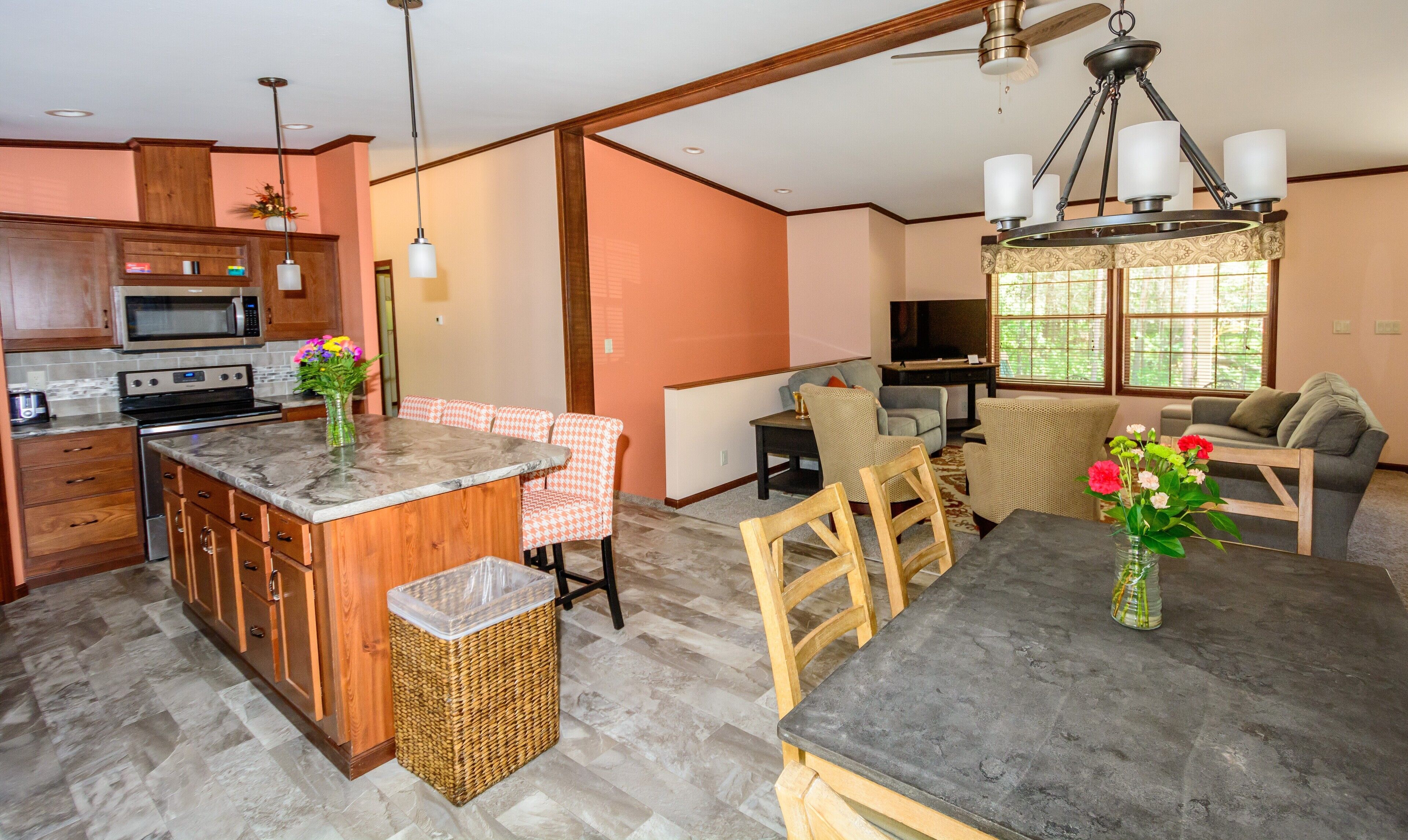 Beautiful new house 5 min from Sand Valley Golf and 45 min from Wisconsin Dells