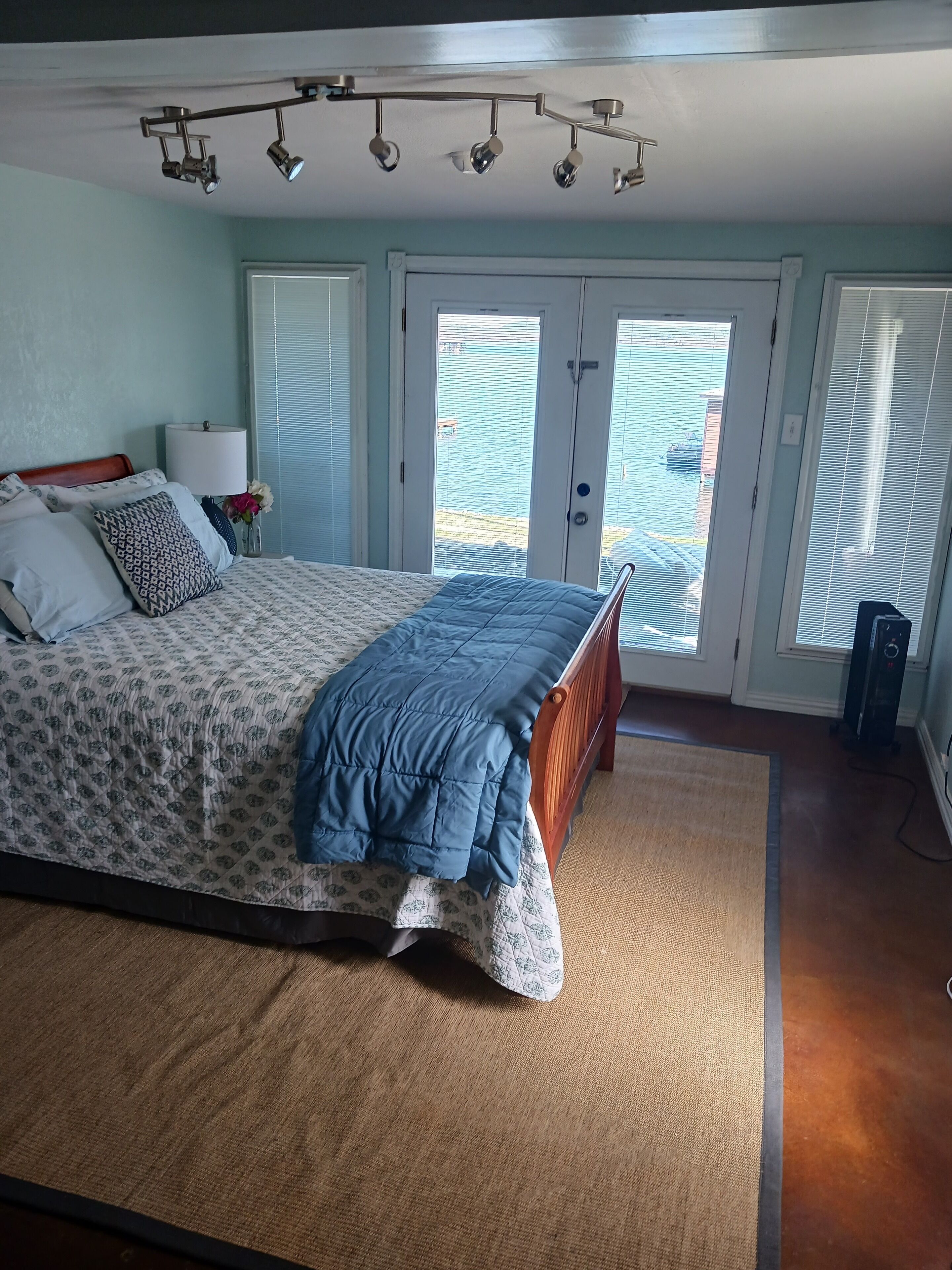 3 chambres, lit parapluie, Wi-Fi gratuit, draps fournis