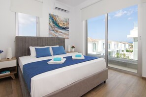 3 bedrooms, iron/ironing board, internet, bed sheets