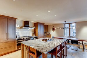 Dining - In the Heart of Vail Village 4BD-4BA Remodel Condo <br>Lic#026020 (Vail)