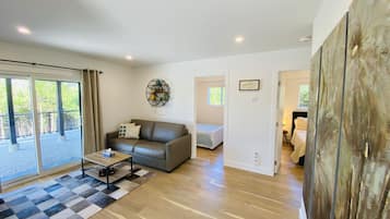 4 bedrooms, iron/ironing board, travel crib, WiFi