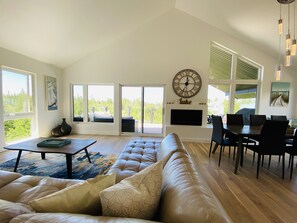 Smart TV, fireplace, toys, books