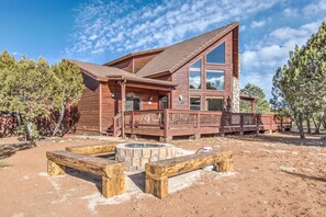 Terrace/patio - Pack your bags and leave tonight - Accommodations & Amenities Await!!!  (Overgaard)