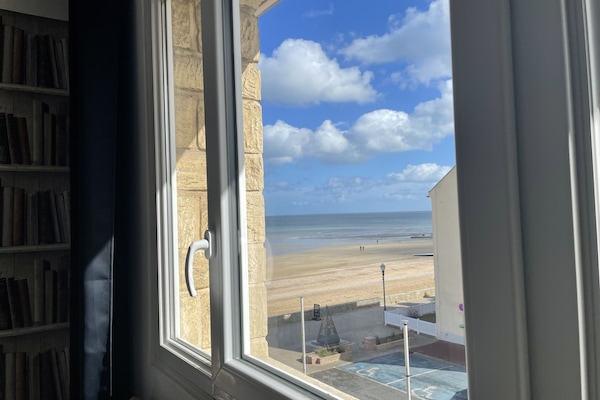Chambre Familiale, vue partielle sur la mer, en front de mer | Vue de la chambre