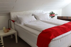 1 Schlafzimmer, Schreibtisch, Reisekinderbett, WLAN