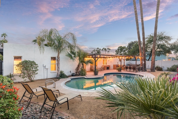 Welcome to Casa Voltaire!