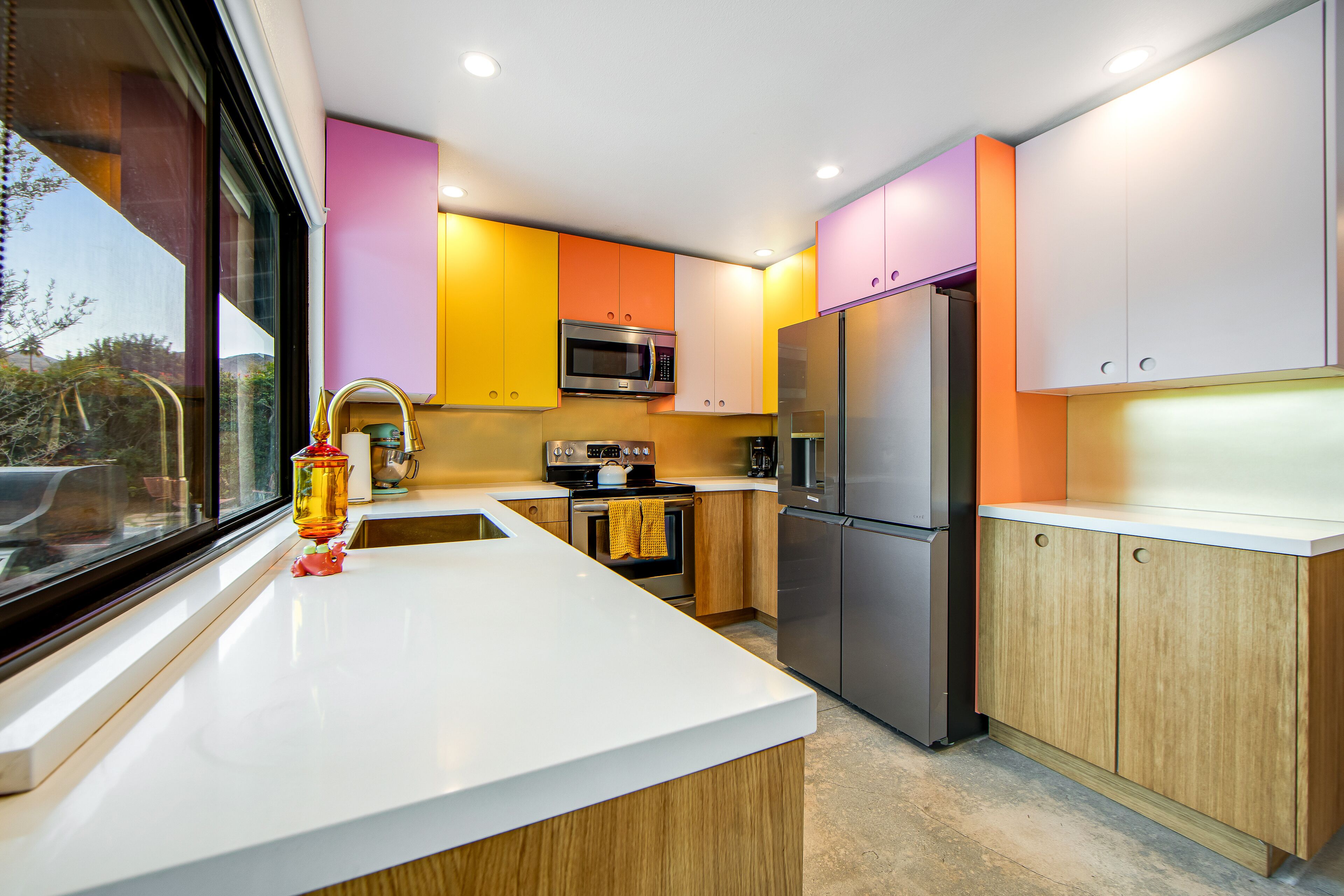 Highball House with private pool, spa, firepit & artful designer interior