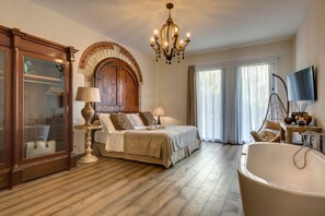 7 slaapkamers, een strijkplank/strijkijzer, gratis wifi, beddengoed